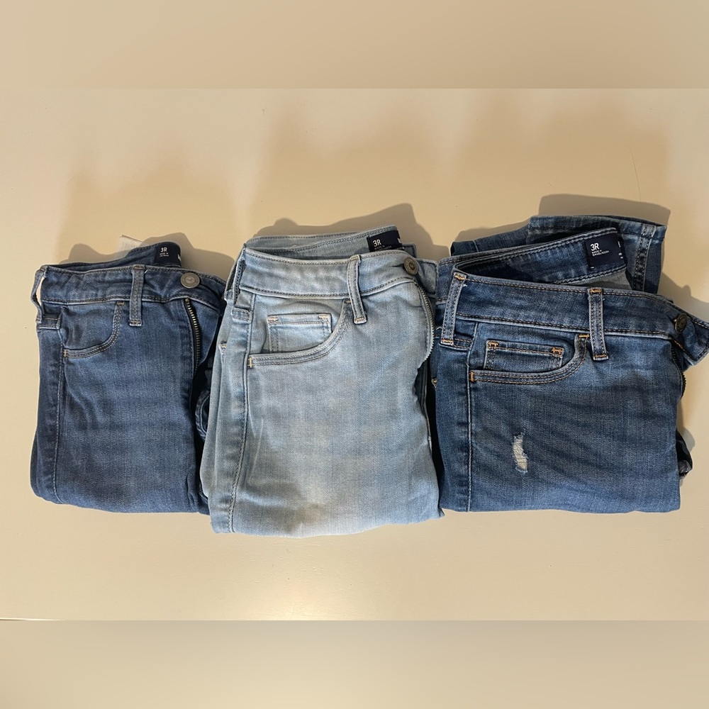 LOT - Hollister size 3 jegging